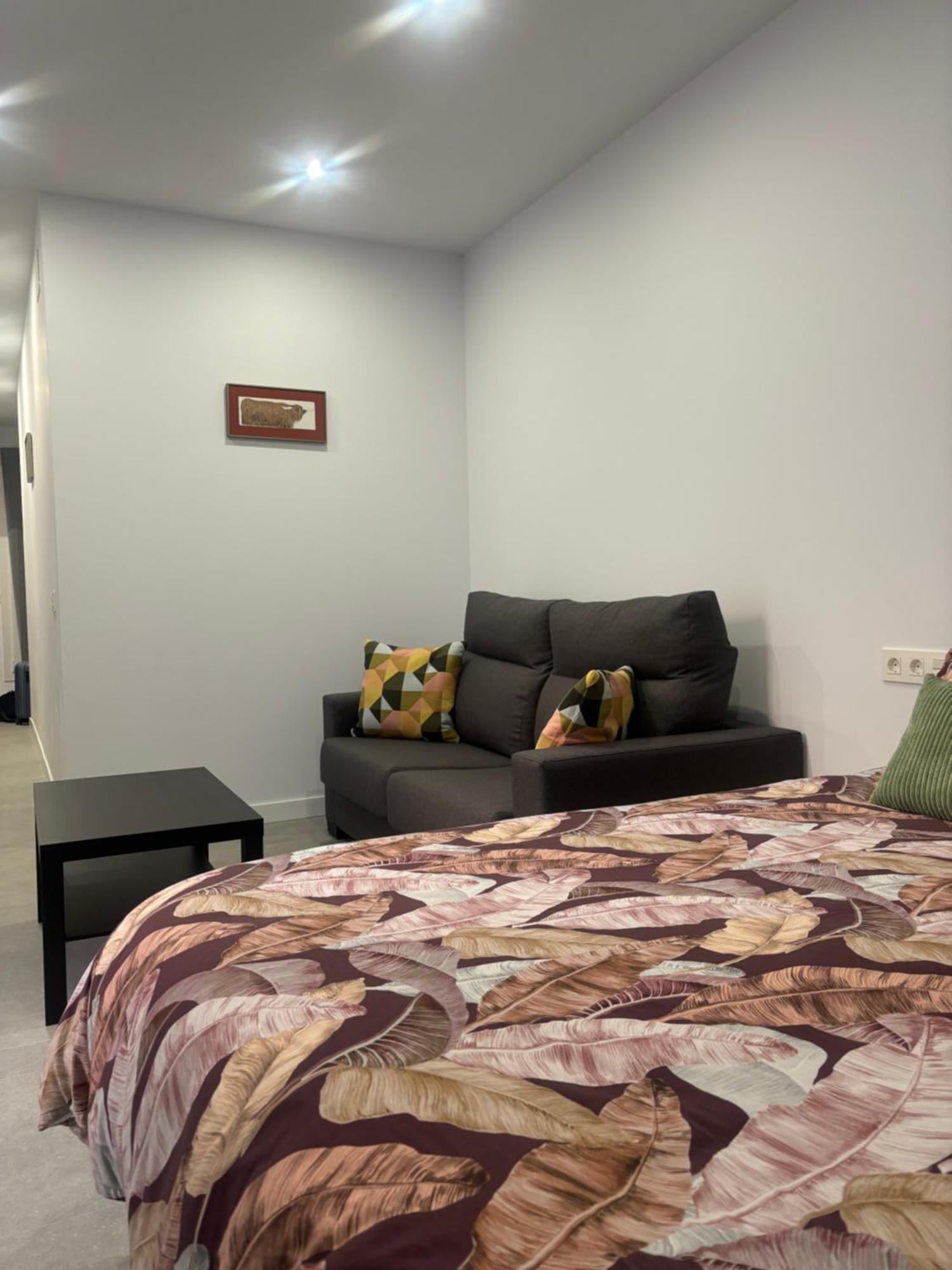 Apartment Hermoso Piso A 5 Minutos De La Estacion De Bus Y Tren Maria Zambrano Málaga