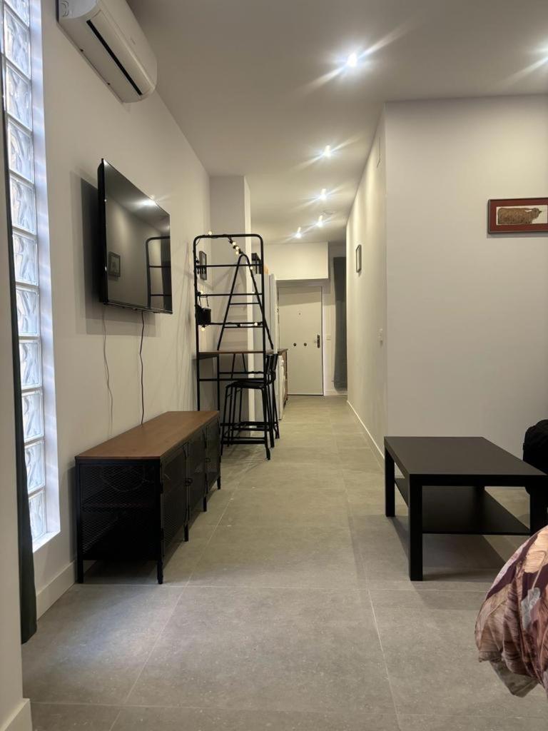 Hermoso Piso A 5 Minutos De La Estacion De Bus Y Tren Maria Zambrano Apartment Málaga